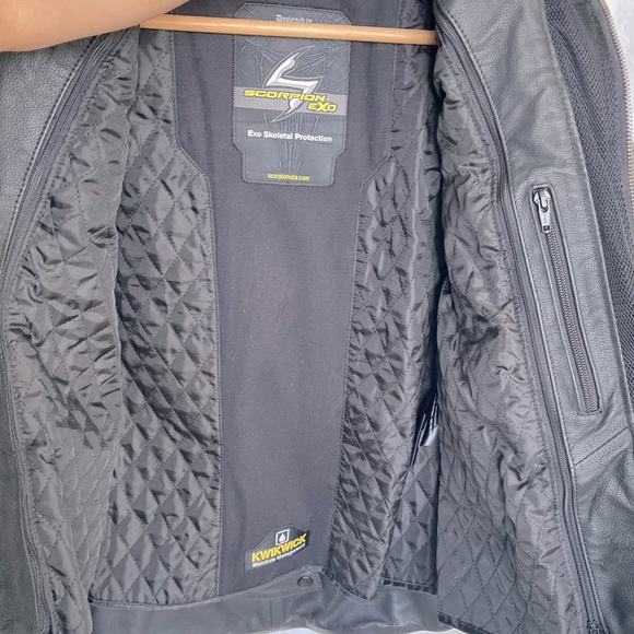 Scorpion Exo Motorcycle Leather Jacket~Armor Liner - Picture 3 of 7